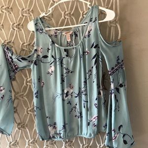Cold shoulder, Blue haze floral women’s top.